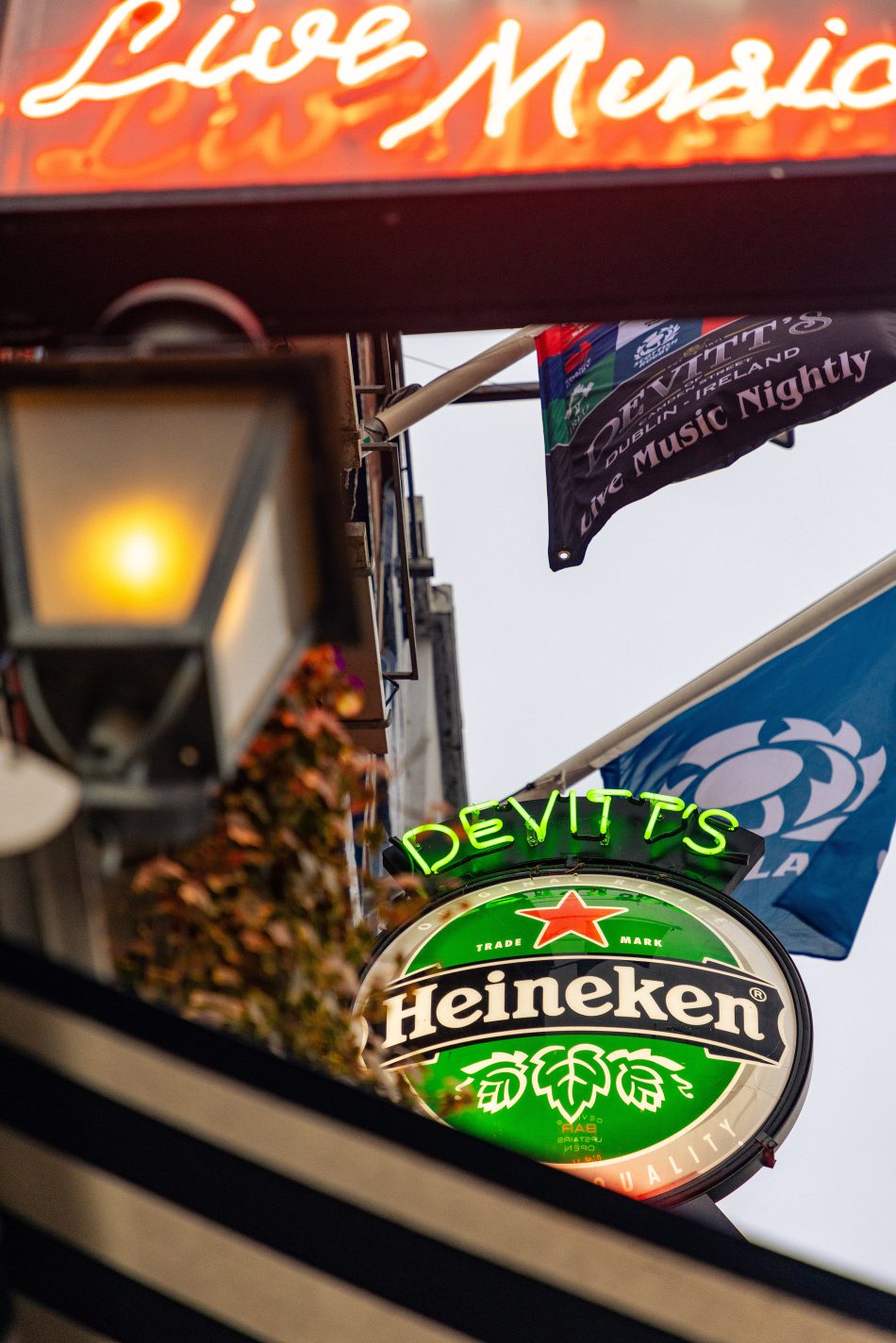 Devitts External 005